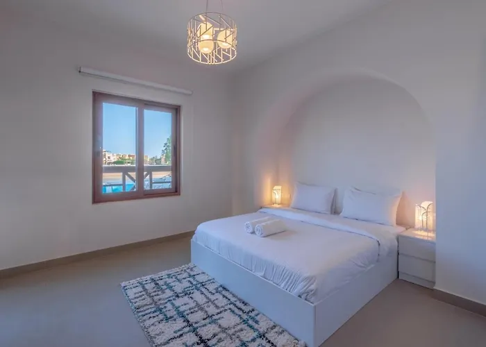 Fresh Breeze High-end 2br With Private Pool, Sabina, El Gouna فيلة