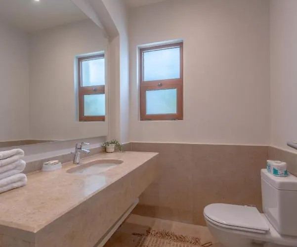 فيلة Fresh Breeze High-end 2br With Private Pool, Sabina, El Gouna *