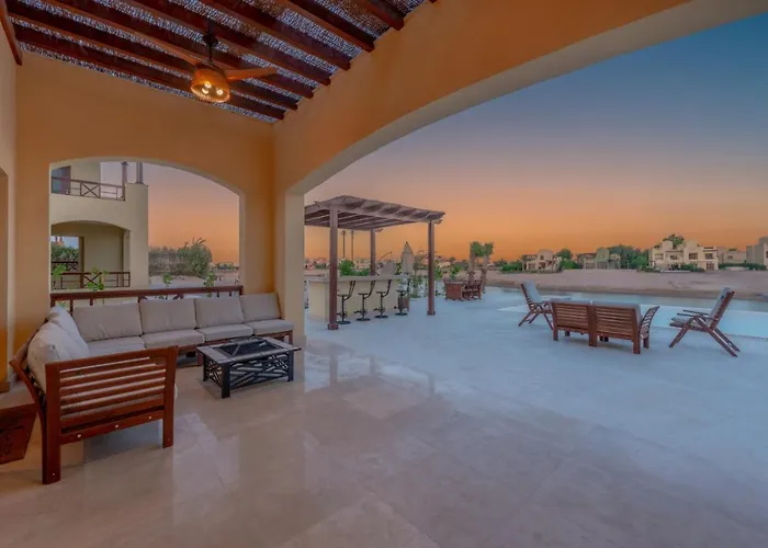 Fresh Breeze High-end 2br With Private Pool, Sabina, El Gouna الغردقة