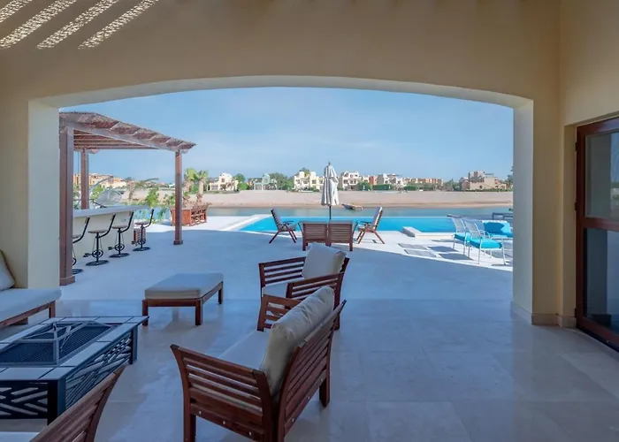 Fresh Breeze High-end 2br With Private Pool, Sabina, El Gouna فيلة الغردقة