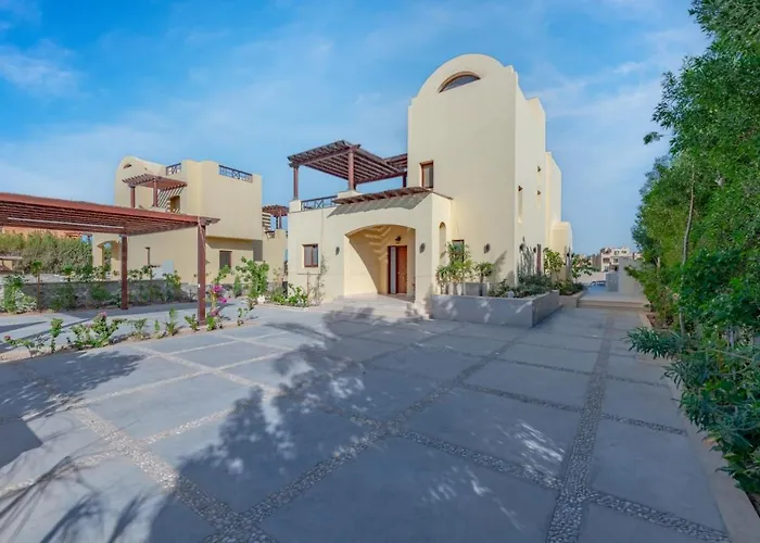 Fresh Breeze High-end 2br With Private Pool, Sabina, El Gouna * الغردقة