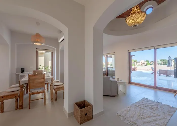 Fresh Breeze High-end 2br With Private Pool, Sabina, El Gouna فيلة الغردقة