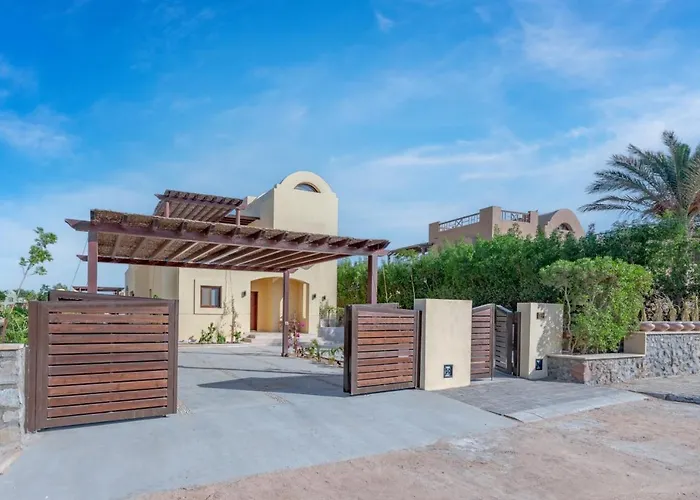 فيلة Fresh Breeze High-end 2br With Private Pool, Sabina, El Gouna *